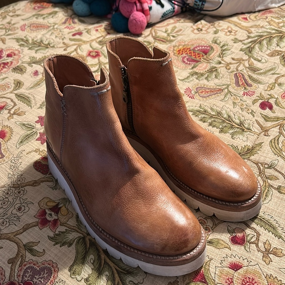 BED/STU leather boots